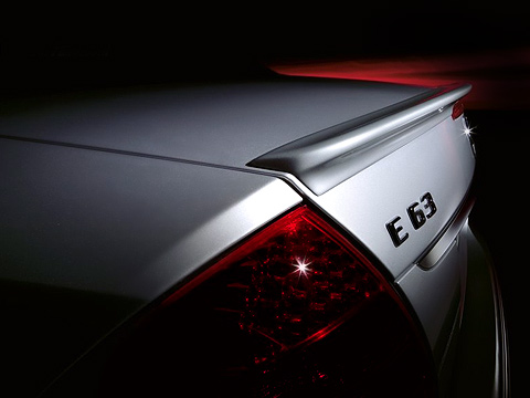 Mercedes e. Лаконичный шильдик E63&nbsp;— недвусмысленный предупреждающий сигнал для владельцев BMW M5&nbsp;и&nbsp;Audi RS6.