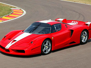 Ferrari fxx. Миллионеры и миллиардеры могут выстраиваться в очередь за возможностью покупки и последующим обладанием Ferrari FXX.