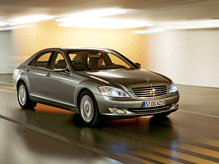Mercedes s. Первый гибридный S-class появится в&nbsp;2008&nbsp;году и&nbsp;будет конкурировать с&nbsp;Lexus LS600h.