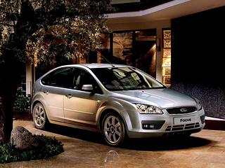 Ford focus. Даже при столь значительном подорожании Ford Focus остаётся одним из&nbsp;наиболее привлекательных и&nbsp;востребованных предложений на&nbsp;рынке.