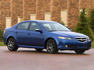 Acura tl. Под элегантным кузовом скрыты куда более серьёзные отличия от&nbsp;«обычных» Acura TL&nbsp;— 276-сильный двигатель и&nbsp;спортивная подвеска.