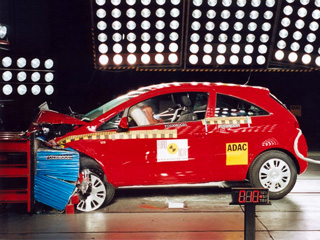 Opel corsa,Ford s-max. Компактные машины тоже могут быть безопасными&nbsp;— Opel Corsa нового поколения стал уже седьмым 5-звёздочным автомобилем этого класса.