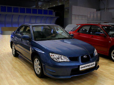 Subaru legacy,Subaru outback. 1,5-литровая Subaru Impreza может похвастать разве что полным приводом. В&nbsp;остальном&nbsp;— ни&nbsp;малейшего сходства с&nbsp;грозными «турбо-сестрицами».
