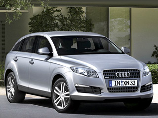 Audi q5. Новый Audi Q5, скорее всего, будет выглядеть как уменьшенная версия большого Q7.