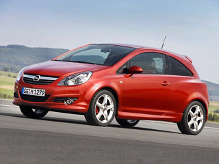Opel corsa. Назвать фургоном версию трёхдверной Corsa без задних сидений язык не&nbsp;поворачивается. Но&nbsp;создатели называют её&nbsp;именно так&nbsp;— CorsaVan.