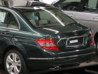 Mercedes c. Теперь мы знаем, как выглядят задние фонари нового Мерседеса C-класса.