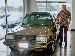 Volkswagen jetta. Средний расход топлива за&nbsp;весь пробег, по&nbsp;словам Сила Шмида (Syl Schmid), составил всего 4,7&nbsp;литра на&nbsp;сто километров. Привет Toyota Prius!