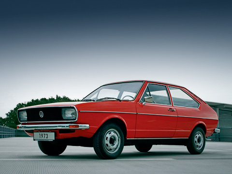 Volkswagen passat. За&nbsp;первый год продаж Passat B1&nbsp;разошёлся тиражом в&nbsp;133&nbsp;тысячи экземпляров. А&nbsp;это очень немало для начала 1970-х.