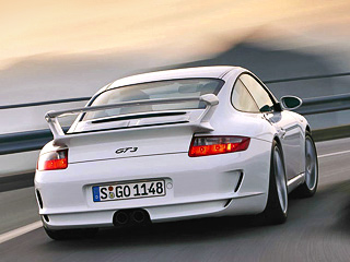 Porsche 911. Наверняка все владельцы Porsche&nbsp;911&nbsp;GT3 довольны своими любимцами, ведь никакие досадные мелочи не&nbsp;перебьют удовольствия от&nbsp;вождения этого суперкара.