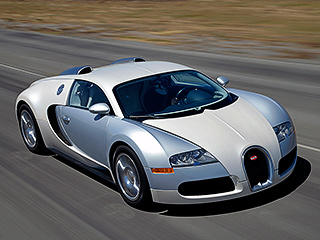 Bugatti veyron. Bugatti Veyron&nbsp;— верх автомобильного безумия. Роскошный суперкар оснащён мотором&nbsp;W16 мощностью свыше 1000&nbsp;лошадиных сил. Обладать таким автомобилем (и&nbsp;совладать с&nbsp;ним) смогут единицы.