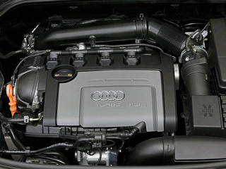 Audi tt. Раньше этот двигатель нельзя было увидеть под капотами моделей Audi с&nbsp;претензией на&nbsp;спортивность. Но&nbsp;немцы сочли, что и&nbsp;160&nbsp;«лошадей» для TT&nbsp;будет достаточно.