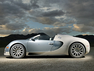 Bugatti veyron. Сделать из&nbsp;Veyron таргу гораздо проще, чем кабрио. Особенно в&nbsp;фотошопе.