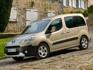 Peugeot partner,Peugeot tepee. С&nbsp;момента появления в&nbsp;1996&nbsp;году Partner и&nbsp;Berlingo разошлись тиражом 3&nbsp;200&nbsp;000. В&nbsp;России за&nbsp;последние два года Citroen продавался лучше.