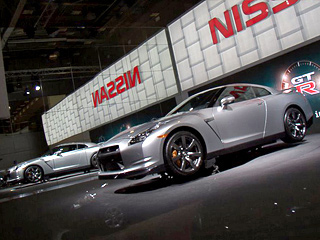 Nissan qashqai,Nissan gt-r,Nissan cube. Самая горячая московская премьера&nbsp;— Nissan GT-R. По&nbsp;миру продано уже четыре тысячи машин. Заказано ещё столько&nbsp;же. Российские заявки начнут выполнять во&nbsp;второй половине 2009&nbsp;года.