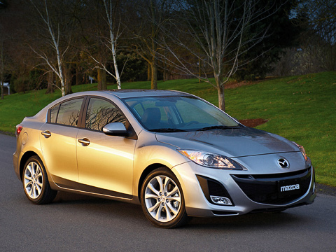 Mazda 3. Японцы рассчитывают, что новое поколение переплюнет по&nbsp;продажам нынешнее. А&nbsp;ведь Mazda3&nbsp;— самый популярный автомобиль марки. За&nbsp;пять лет продано более 1,8&nbsp;млн машин&nbsp;— около трети от&nbsp;всех Мазд.