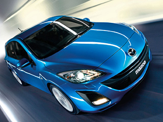 Mazda 3. Mazda3&nbsp;хэтчбек&nbsp;— главное оружие и&nbsp;надежда приспешников культа zoom-zoom в&nbsp;Европе. А&nbsp;вот со&nbsp;сбытом в&nbsp;России вопросов возникнуть не&nbsp;должно&nbsp;— за&nbsp;новой Маздой гарантированно выстроятся очереди.