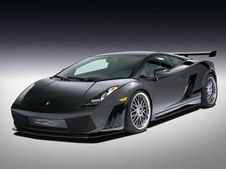 Lamborghini gallardo,Lamborghini murcielago. Дорожную версию Gallardo GT3&nbsp;Strada проще всего отличить от&nbsp;стандартного купе по&nbsp;широкой морде с&nbsp;характерными жабрами и&nbsp;колоссальному фиксированному антикрылу.