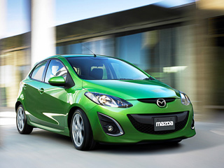 Mazda 2. В копилку достижений хэтчбека Mazda2&nbsp;можно добавить победы в&nbsp;конкурсах «Автомобиль года» в&nbsp;20&nbsp;странах.
