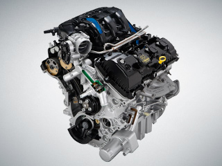Ford f150. Мотор V6 3.7 Ti-VCT имеет кованый стальной коленвал, чугунный выпускной коллектор и&nbsp;алюминиевый масляный поддон. Также агрегат способен работать на&nbsp;биотопливе E85.