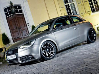 Audi a1. Чуть позже станут доступны и&nbsp;более мощные передние тормозные механизмы Brembo.