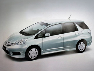 Honda fit,Honda jazz. Официальная премьера компактвэна Honda Fit Shuttle состоится в&nbsp;феврале, а&nbsp;старт его продаж в&nbsp;Японии намечен на&nbsp;март 2011&nbsp;года.