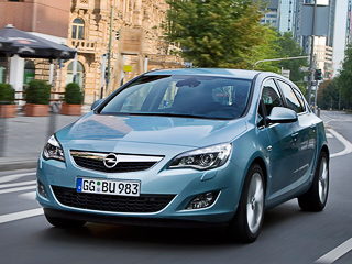Opel astra. Опели семейства EcoFlex с&nbsp;мотором 1.3&nbsp;CDTI оснащаются системой рециркуляции выхлопных газов с&nbsp;сажевым фильтром.