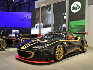 Lotus evora endoro gt,Lotus concept. Представленный в&nbsp;выставочном комплексе Palexpo прототип щеголяет классической для Лотуса чёрно-золотой ливреей.