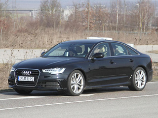 Audi s6. Премьера «эс-шестой» состоится одновременно с&nbsp;дебютом нового седана BMW M5&nbsp;на мотор-шоу во&nbsp;Франкфурте осенью 2011&nbsp;года.