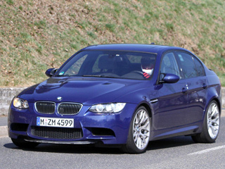 Bmw m3. Седан BMW&nbsp;M3&nbsp;GTS будет выпущен ограниченным тиражом. Первые серийные машины появятся к&nbsp;концу этого года.