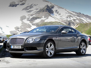 Bentley continental gt,Bentley continental gtc speed. Разгон до 100 км/ч будет занимать у купе Bentley Continental GT Speed чуть больше четырёх секунд, а максимальная скорость составит свыше 330 км/ч.