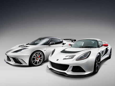 Lotus exige,Lotus evora. Среди прочих новинок стенда марки Lotus на&nbsp;международном автошоу особенно выделяются Эвора GTE с&nbsp;чёрными полосами и&nbsp;перелицованное купе Exige&nbsp;S.