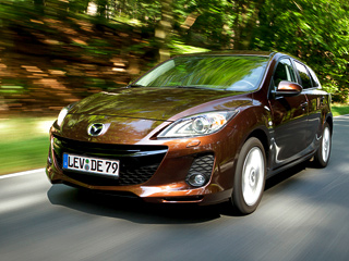 Mazda 3. Минимальные изменения во&nbsp;внешности почти незаметны. Хорошо, что и&nbsp;прайс-лист особо не&nbsp;подскочил.