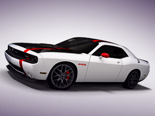 Dodge challenger srt8,Dodge durango. В&nbsp;Лас-Вегас приедет купе Challenger SRT8, окрашенное контрастным красно-белым. Капот автомобиля заменили углепластиковым.