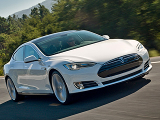 Tesla model s. Вне зависимости от&nbsp;модификации заводская гарантия имеет ограничение по&nbsp;годам&nbsp;— максимум восемь лет. К&nbsp;слову, первые две версии в&nbsp;табели о&nbsp;рангах способны развить 177 и&nbsp;193&nbsp;км/ч соответственно.
