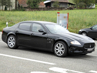 Maserati quattroporte. Седаны Maserati Quattroporte шестой генерации вне зависимости от двигателя будут оснащаться восьмиступенчатыми «автоматами» ZF. Возможно, в качестве опции будет доступен подключаемый полный привод.