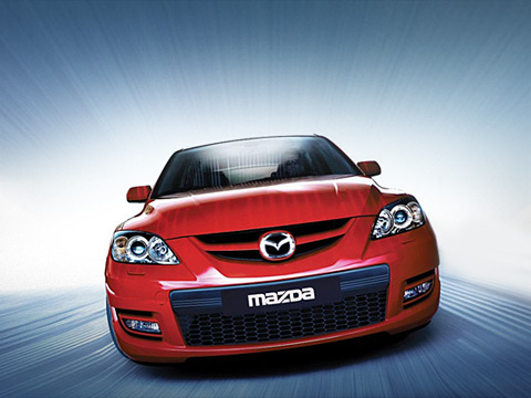 Mazda 3,Mazda 3 mps. Внешне Mazda3&nbsp;MPS мало отличается от&nbsp;своей «гражданской» сестры. Спереди&nbsp;— новый, более «хищный» бампер с&nbsp;прищуренными противотуманками. Сбоку&nbsp;— колёса покрупнее.