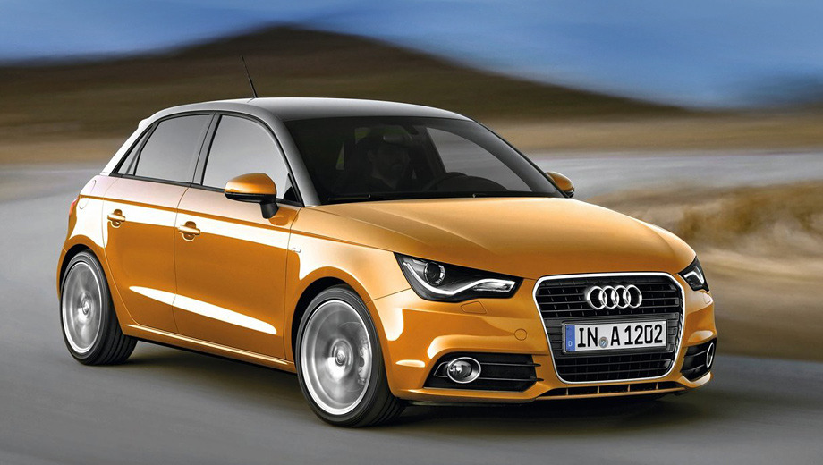 Audi a1. На фотографии хэтчбек Audi A1 Sportback, окрашенный в новый цвет Samoa Orange. Он, кстати, предлагается только для пятидверной модификации.