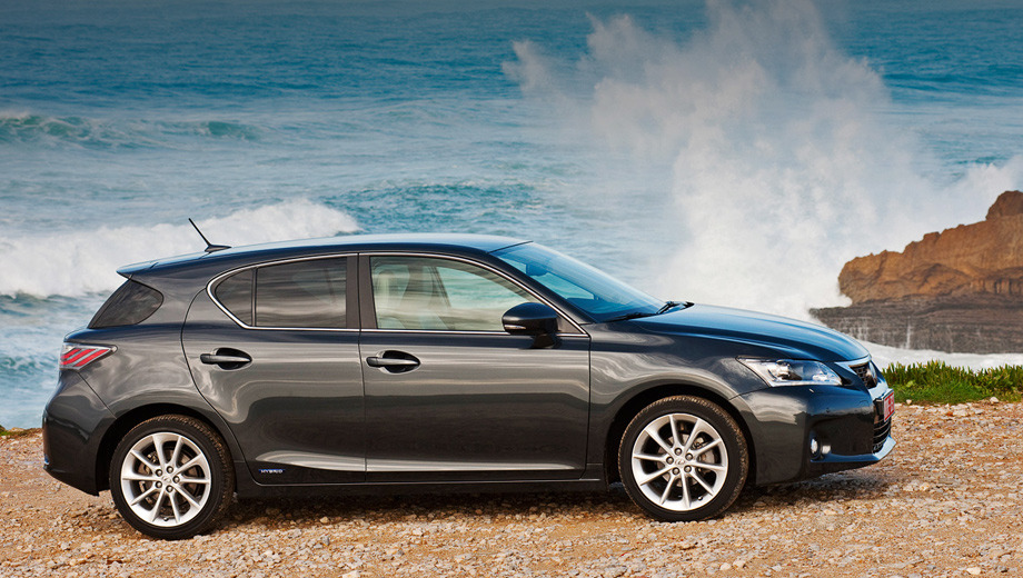             Японцы называют хэтчбек CT 200h, над которым они работают с конца 2007 года, своим самым перспективным автомобилем. И по объёмам продаж, и, главное, по части прироста клиентской базы.
