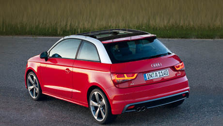 Audi a1. Мировой дебют двухдверки Audi A1 Convertible ожидается в 2013 году. Моторы в линейке — бензиновые и дизельные от 86 до 185 сил.