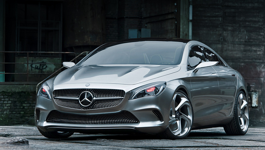 Mercedes csc,Mercedes concept. Многое во внешности шоу-кара Mercedes CSC досталось от концепта двухлетней давности — F 800 Style Concept.