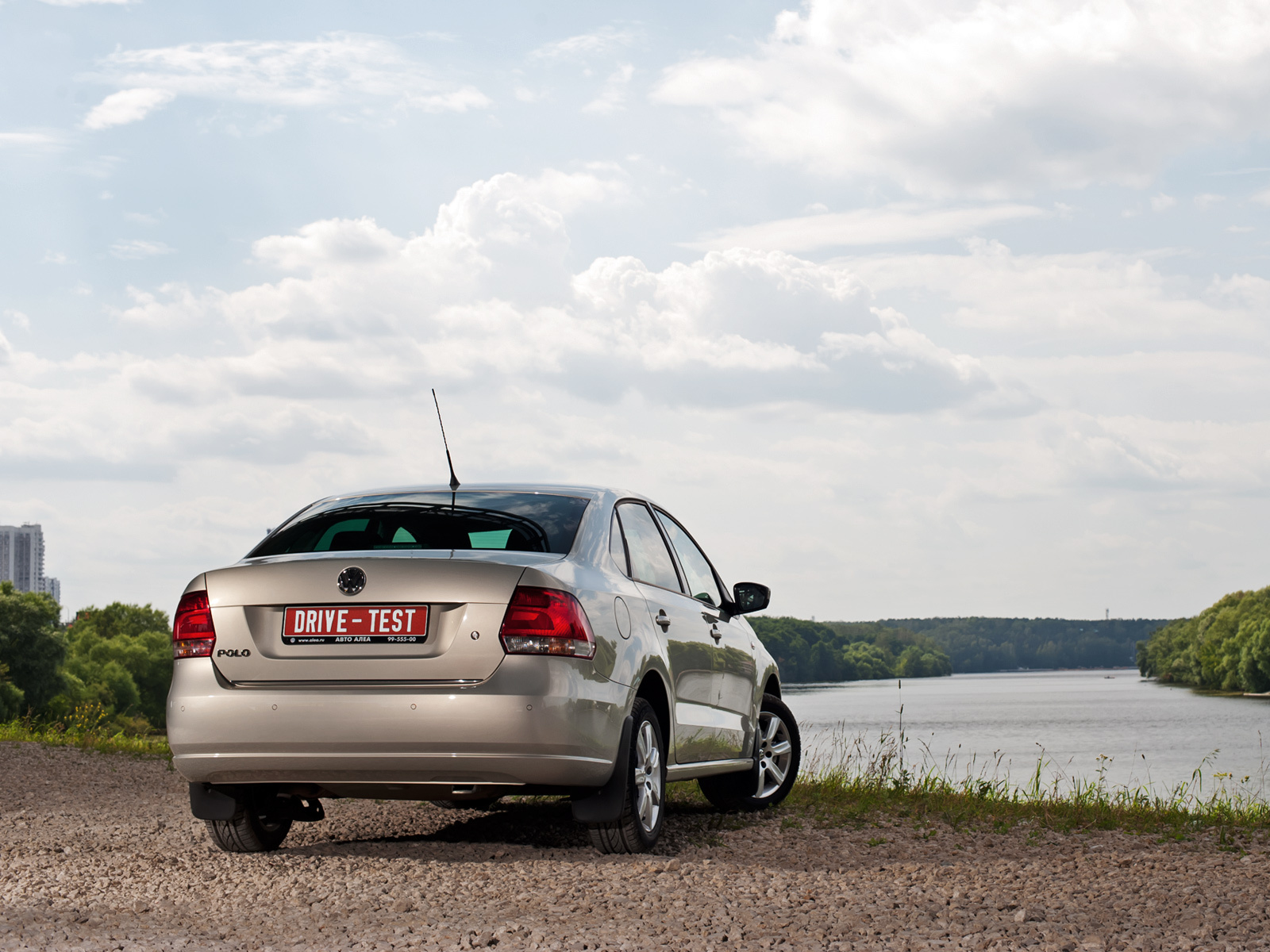 Volkswagen Polo vs Cruze