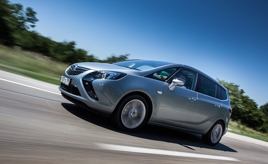 Система опеля. Opel бизнес класс. Машины Опель бизнес класса. Опель Зафира на водороде. Опель бизнес класса 2015