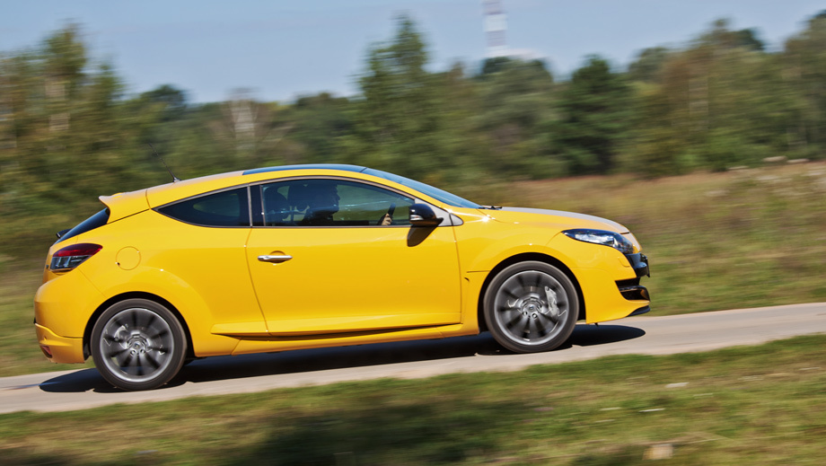 Шины рено меган рс. Рено меган 3 рс. renault megane 2025. renault megane rs 2008. опель меган рс.