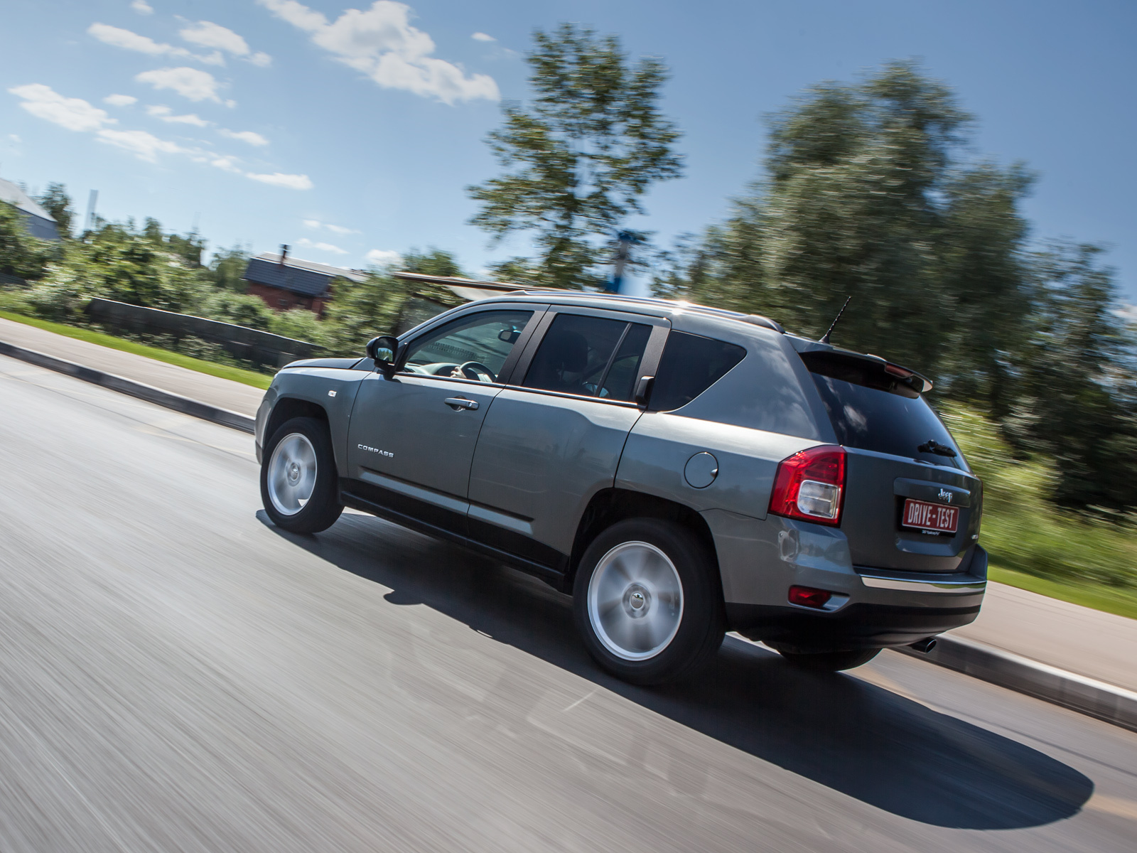 Сдерживаем себя вместе с кроссовером Jeep Compass — ДРАЙВ