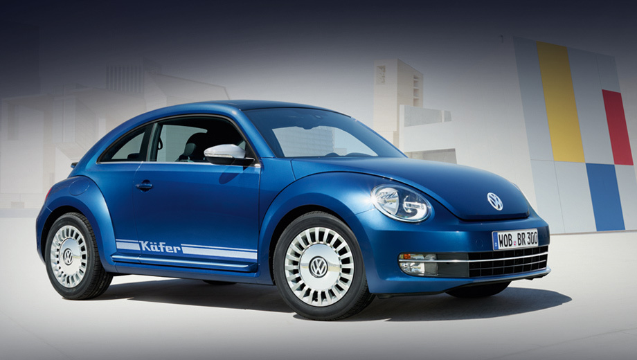 Volkswagen beetle. Внешне версию Remix можно узнать по декоративной наклейке Käfer или Beetle на боку, а также по перекрашенным корпусам боковых зеркал.