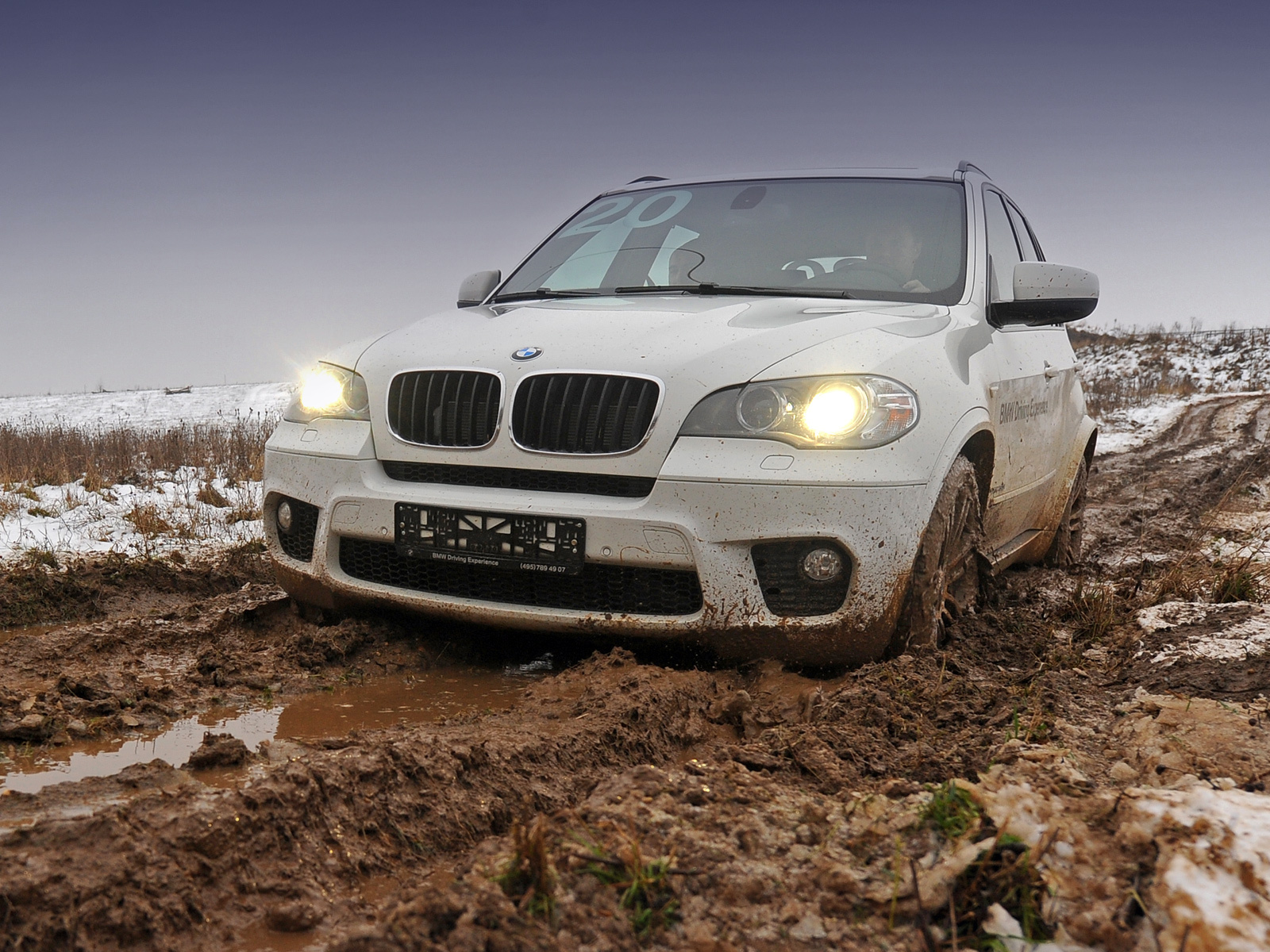 В Подмосковье представили обновлённый BMW X1 — ДРАЙВ