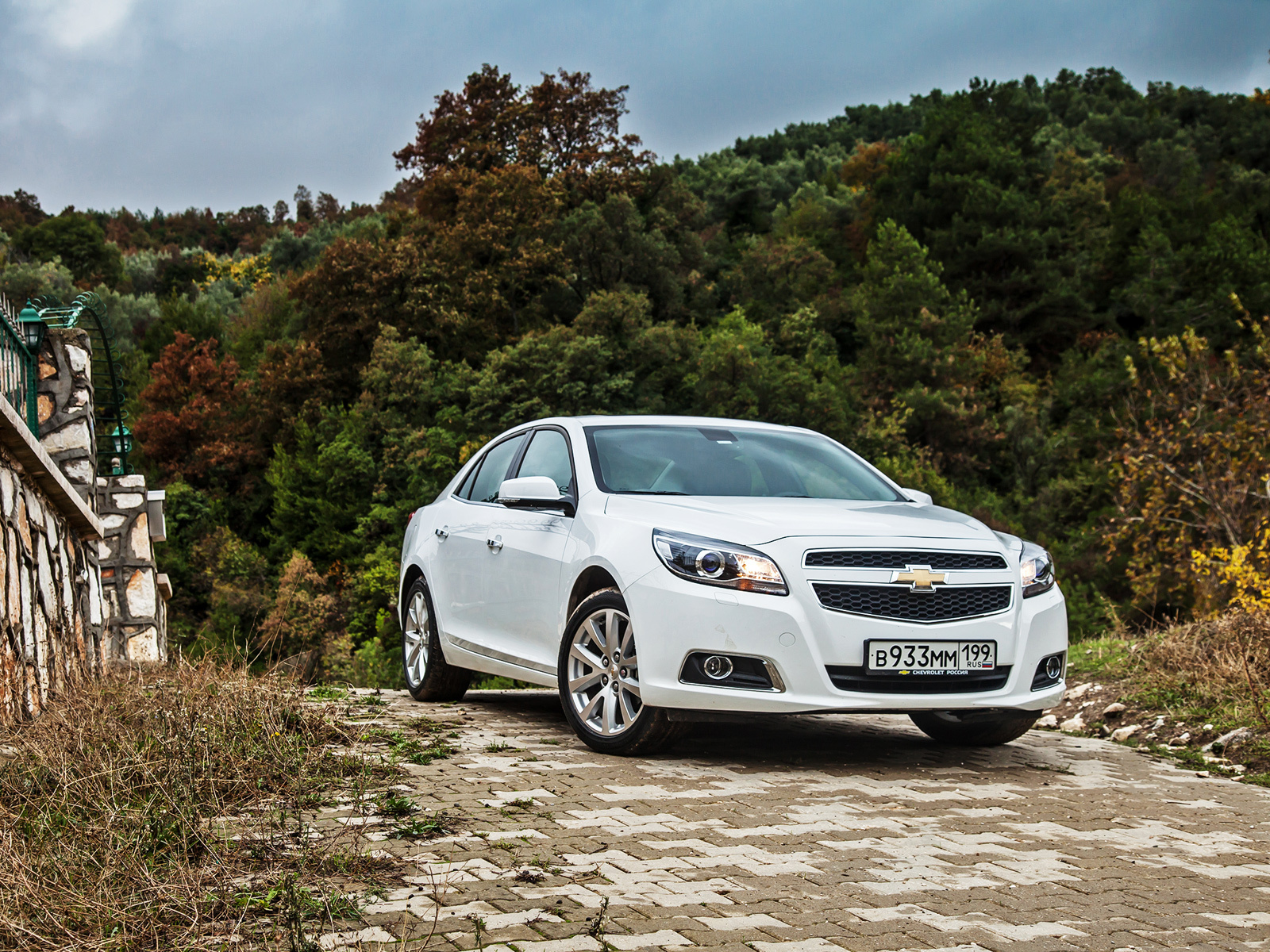 Проникаемся сюрпризами седана Chevrolet Malibu — ДРАЙВ