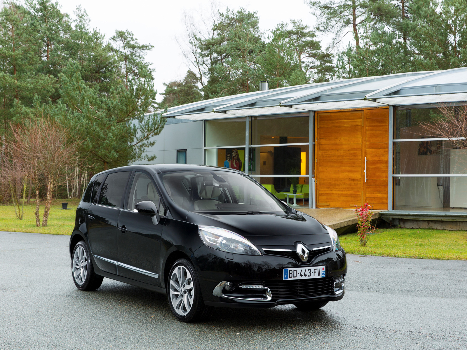 Семейство Renault Scenic пополнилось вседорожной версией — ДРАЙВ