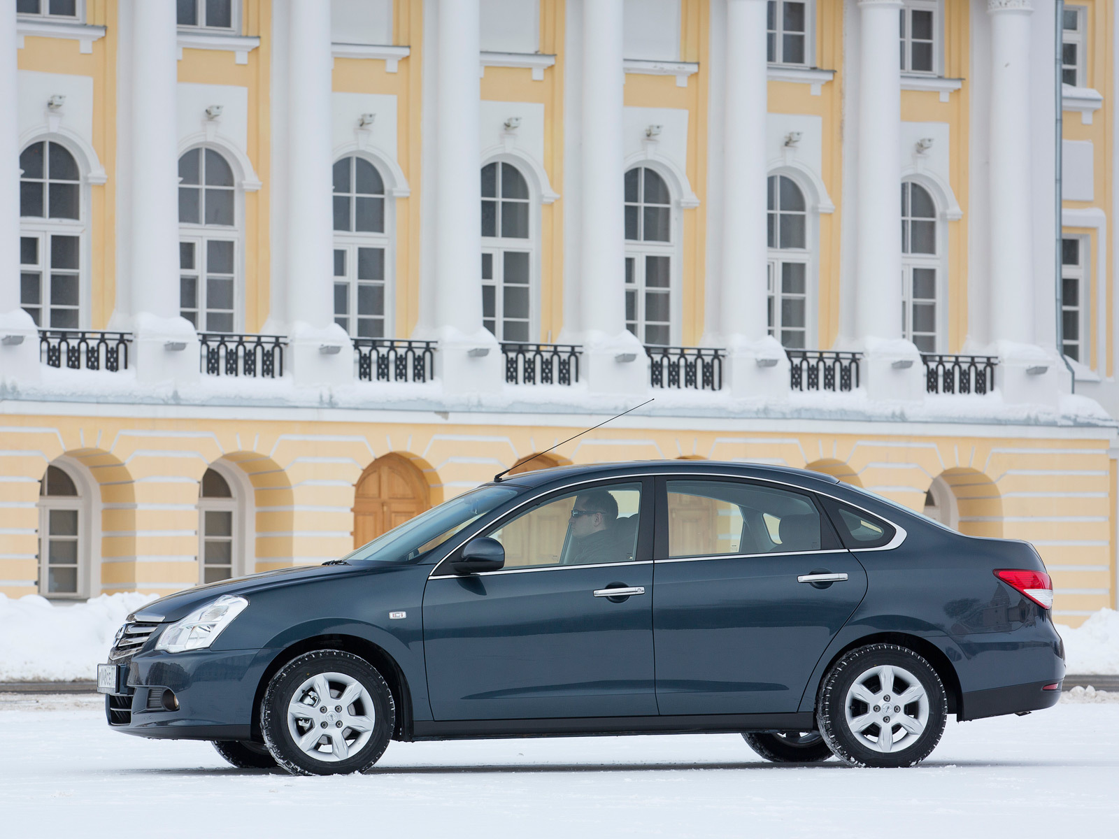 Игнорируем российские дороги с новым седаном Nissan Almera — ДРАЙВ