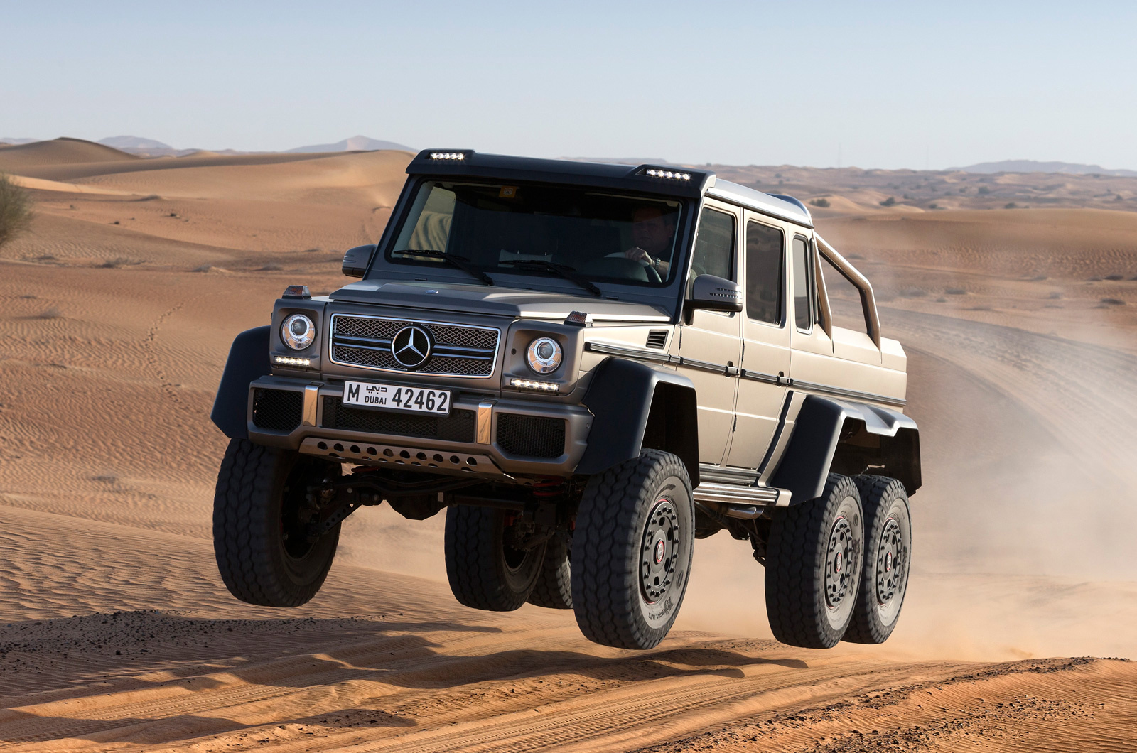 Немцы превратили Mercedes G 63 AMG в трёхосного монстра — ДРАЙВ